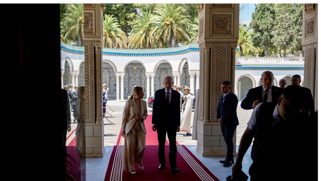 Migrazione e cooperazione energetica al centro della visita di Meloni in Tunisia