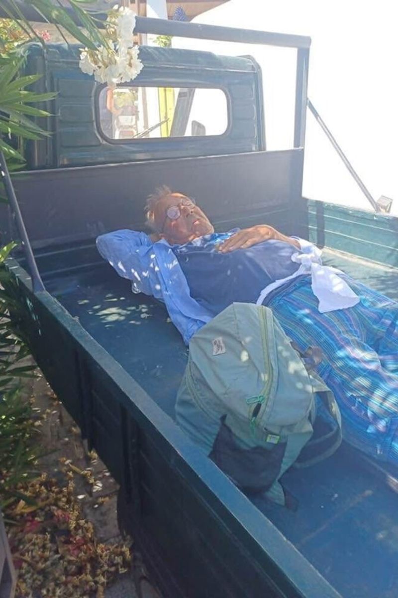 Stromboli non ha ambulanze. La disavventura di un giornalista ferito e soccorso in moto Ape