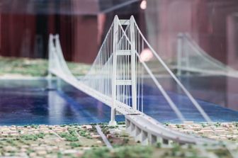 Plastico Ponte Stretto Messina