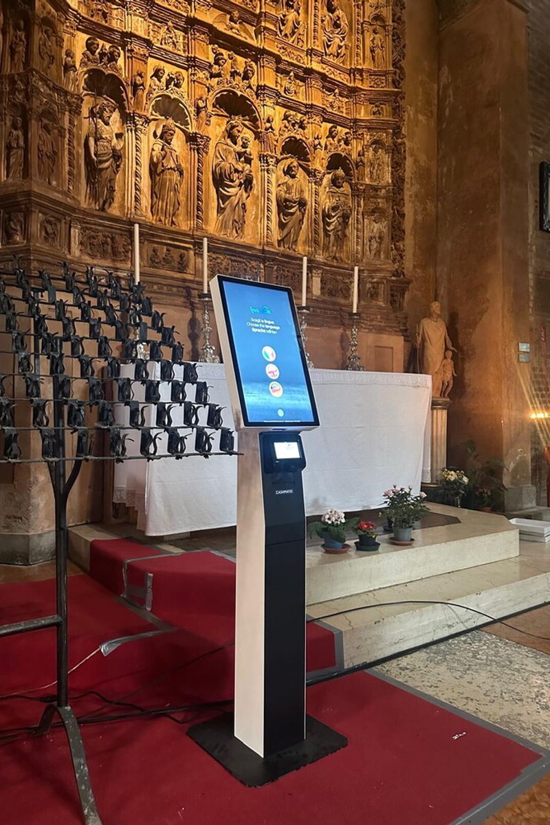 Foto totem Sant'Ambrogio