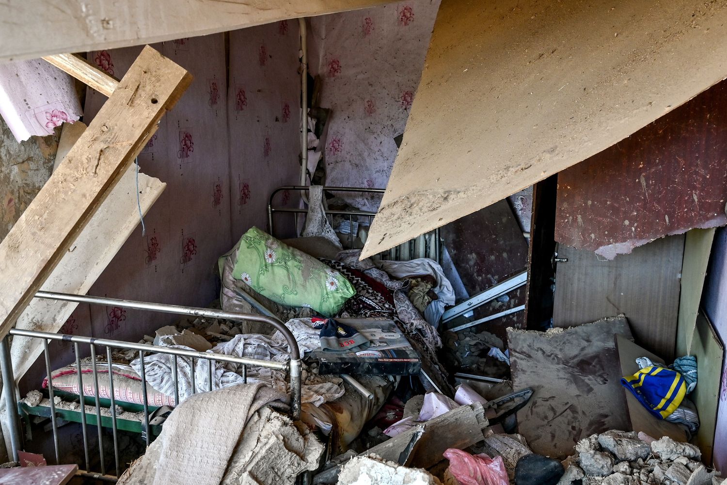 Edificio colpito dai missili russi