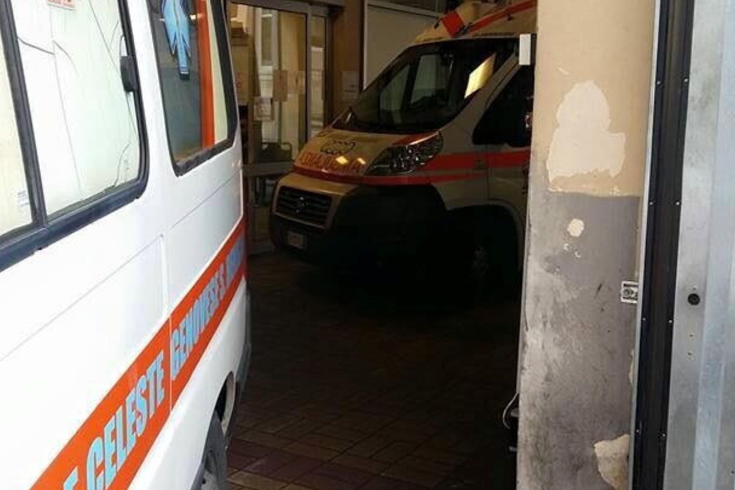 ambulanza 118 pronto soccorso ospedale