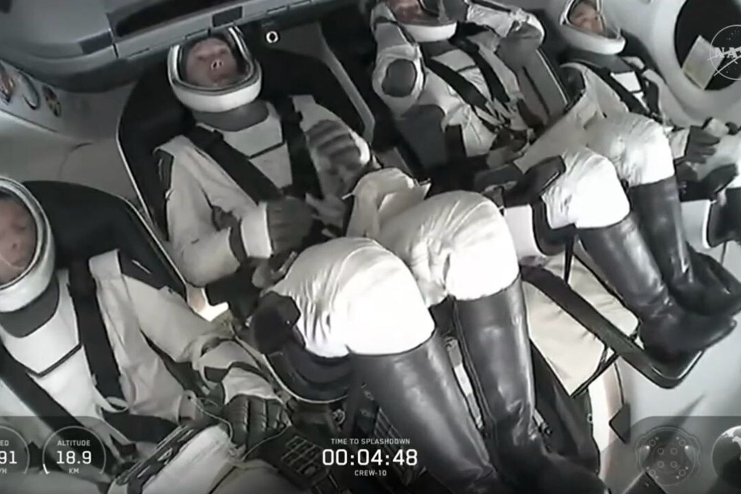 Crew-10 di SpaceX rientra sulla Terra