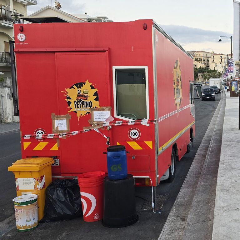 Morti per botulino in Calabria, indagati anche due medici