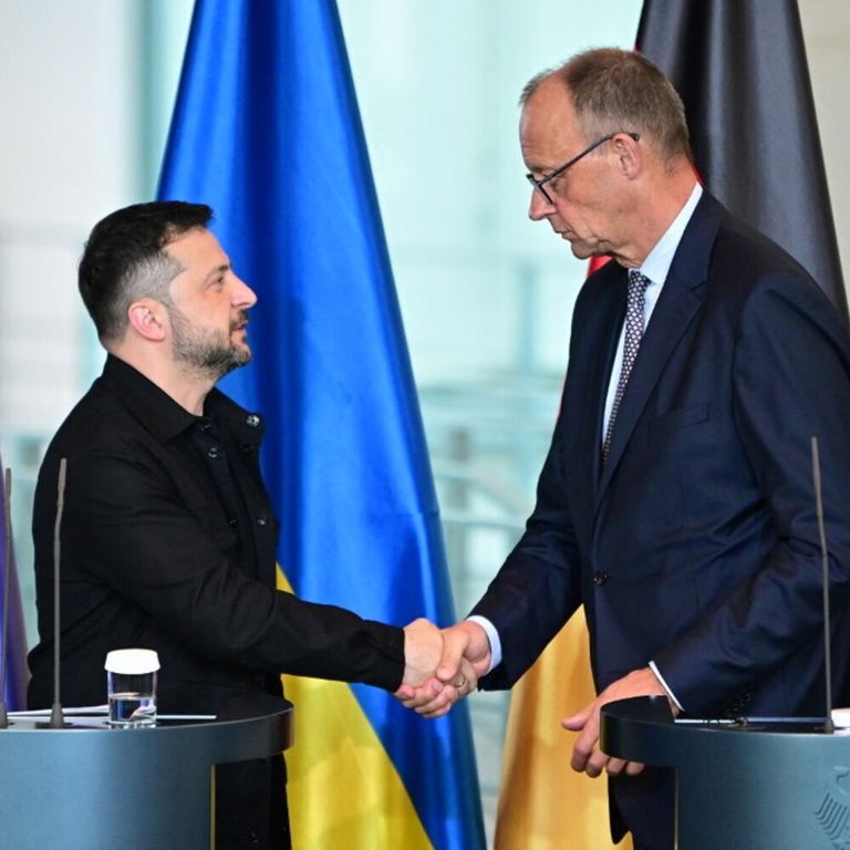 Trump avverte la Russia: "Gravi conseguenze se non accetta la pace"