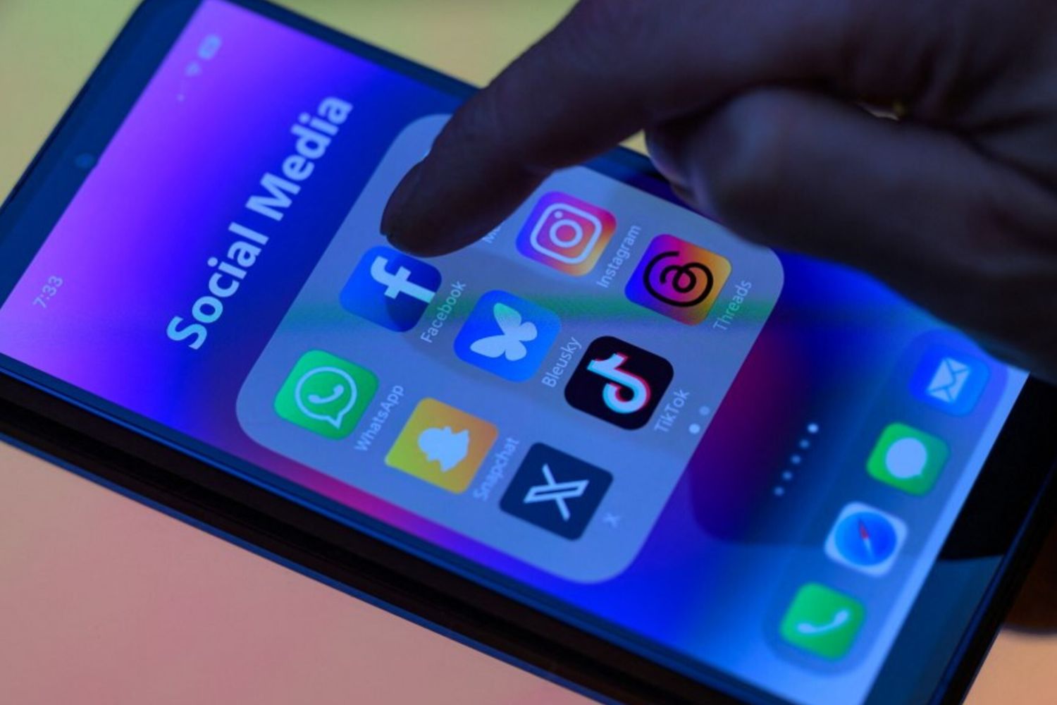 Stretta sulle chiamate. La Russia vuol limitare WhatsApp e Telegram