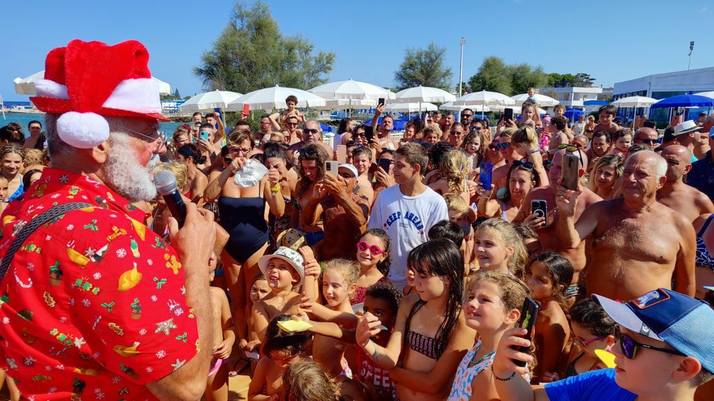 Babbo Natale a Ferragosto non va in vacanza