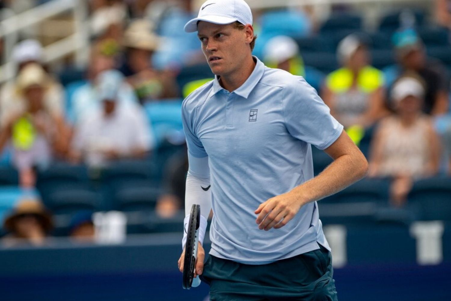 Jannik Sinner in finale a Cincinnati. Atrmane ko 7-6 6-2