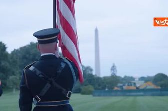 Meloni arriva alla Casa Bianca per l'incontro con Trump e Zelensky