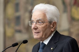 Mattarella: "In un'epoca segnata da guerra ed egoismi c'è bisogno dei costruttori di pace"