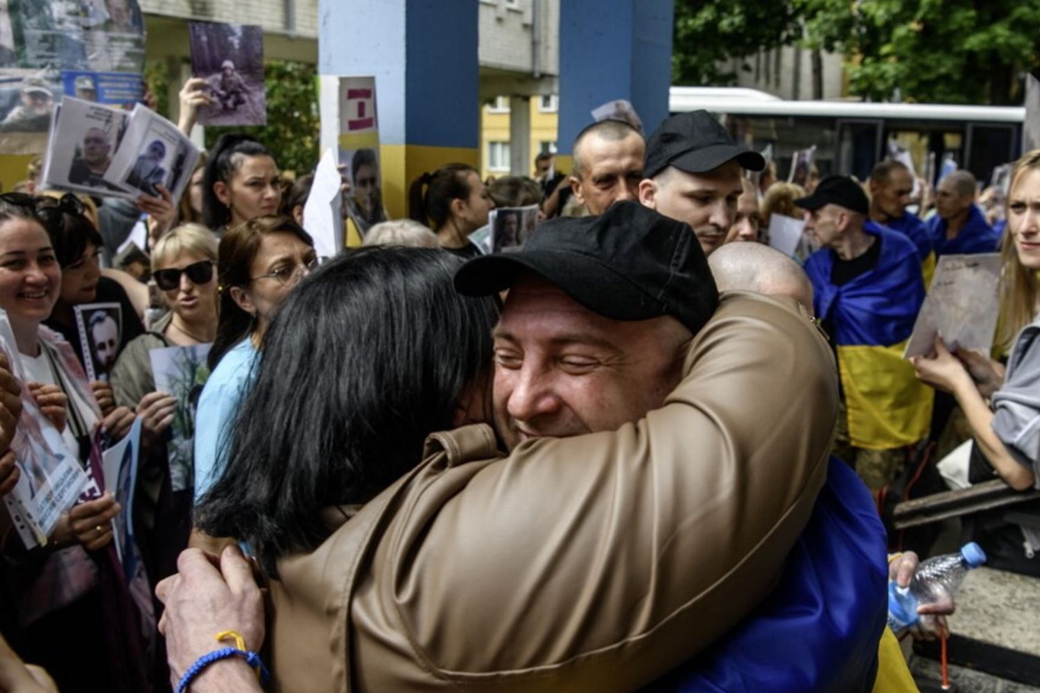 Soldati ucraini liberati