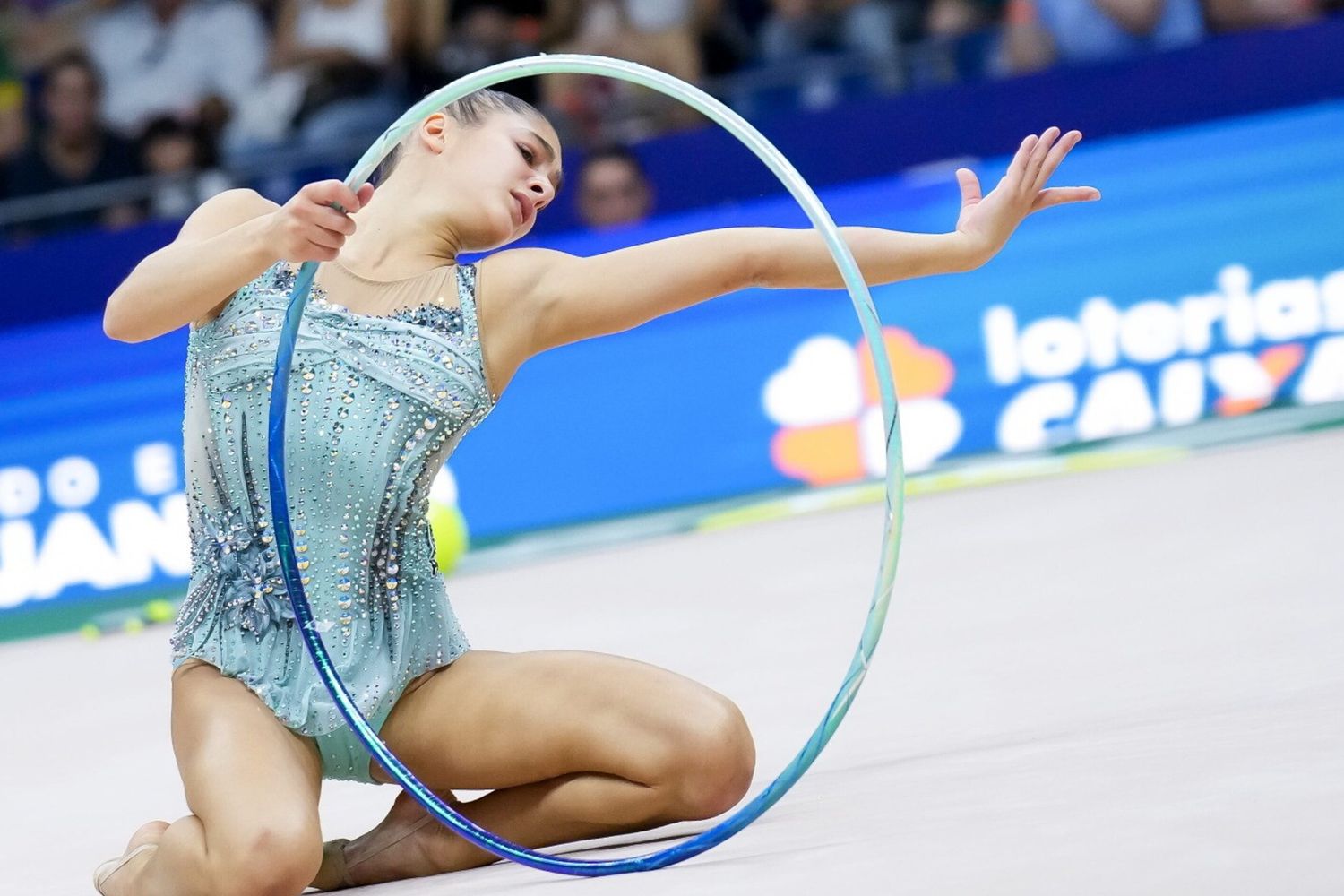 Sofia Raffaeli regina ai mondiali di ritmica, oro al cerchio e bronzo alla palla