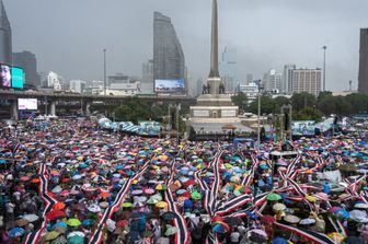 Libera la donna condannata in Thailandia a 43 anni di carcere per lesa maestà