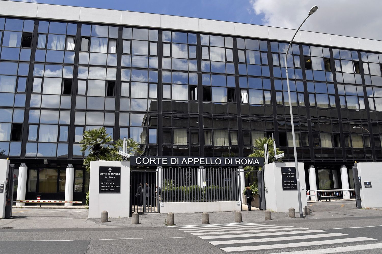 Esposta all'amianto per quasi 30 anni, l'Inps le riconoscerà più contributi