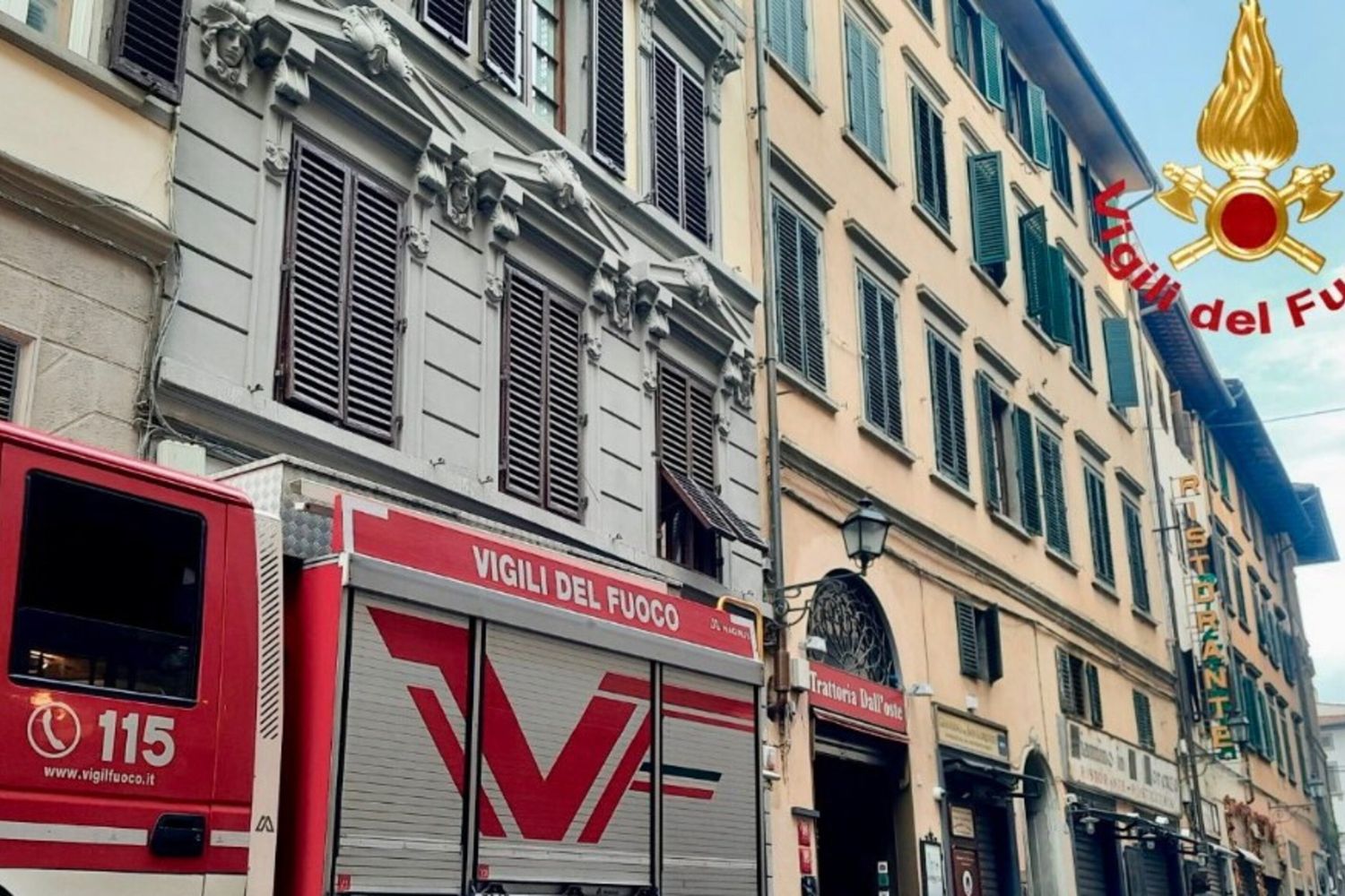 I Vigili in azione a Borgo San Lorenzo (Firenze)