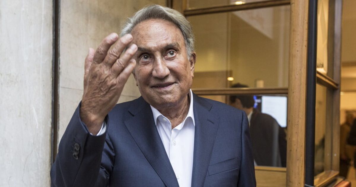 Addio a Emilio Fede, giovedì i funerali a Segrate