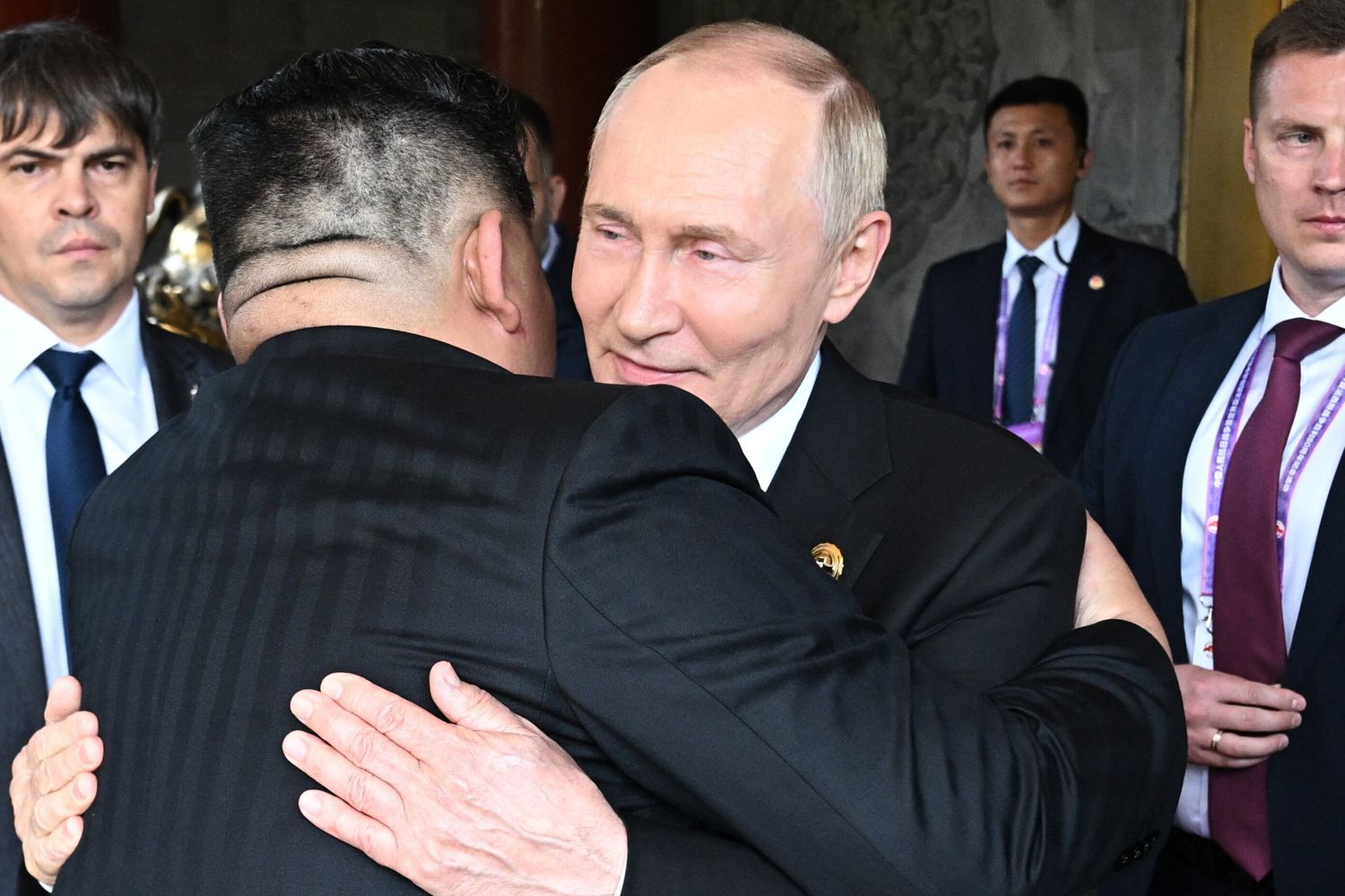 Kim Jong un e Vladimir Putin a Pechino
