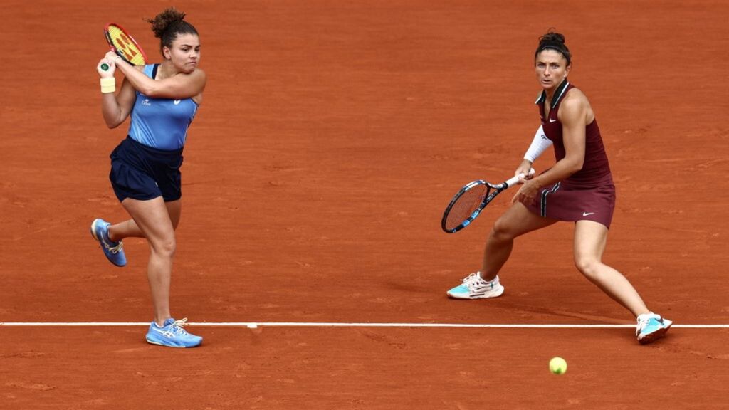 Us  Open: niente finale per Errani-Paolini, ko 6-4 6-3. Attesa per il derby Sinner-Musetti