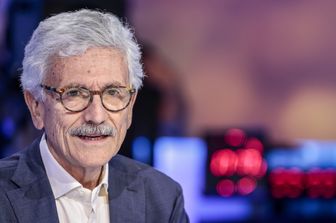 D'Alema 'difende' la sua coerenza: "Assurda in Cina l'assenza dell'Europa"