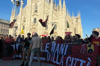 Manifestazione a Milano per il Leoncavallo