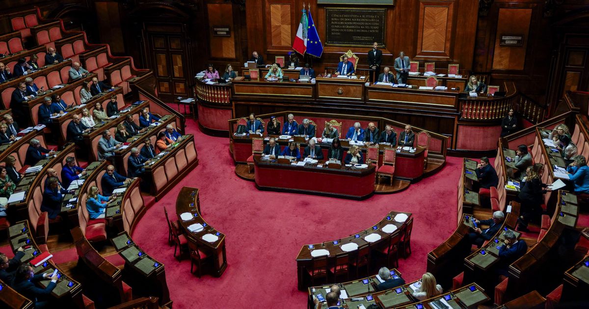 Le Camere tornano al lavoro. Si riparte da Medio Oriente, difesa e Almasri