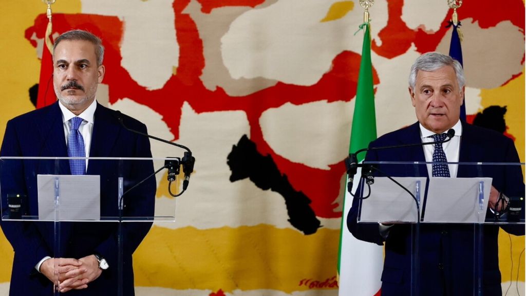 Migranti: Turchia e Italia firmano un nuovo documento operativo per rafforzare la cooperazione