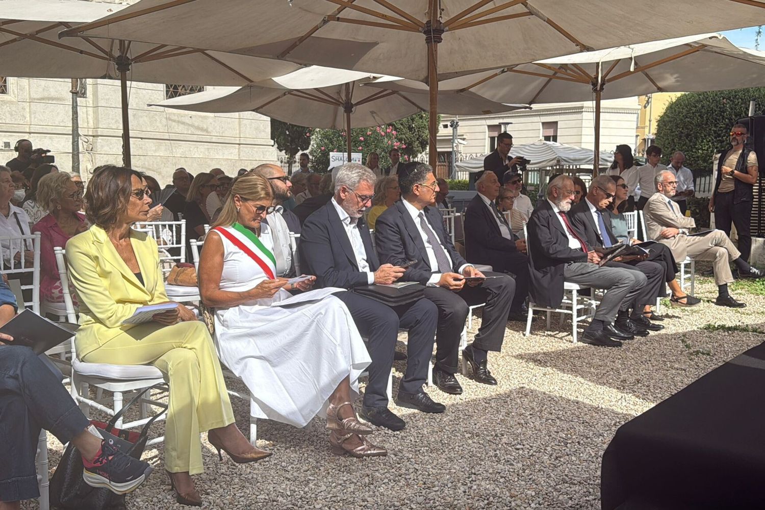 Antisemitismo, Fadlun: "Preoccupa l'escalation di casi". Barbareschi: "Gli artisti che boicottano sono imbecilli"