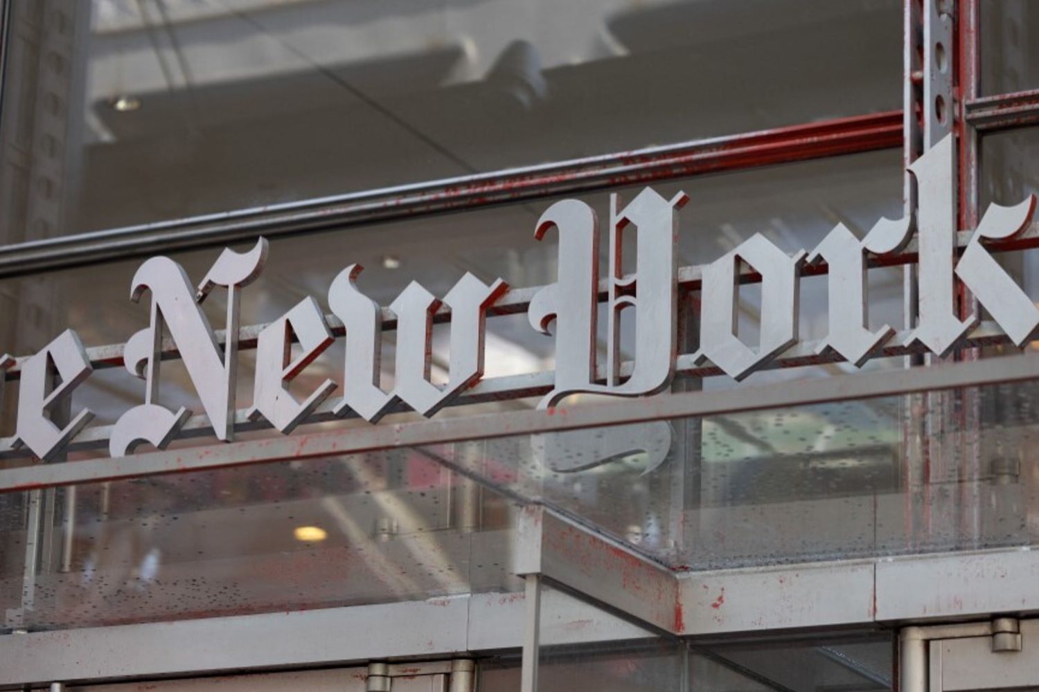 Trump fa causa al New York Times