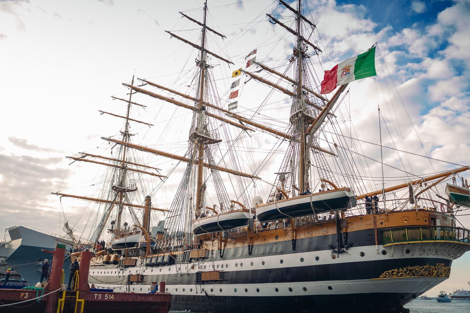 La nave Vespucci a New York nel 2026 con una nuova versione del Village Italia