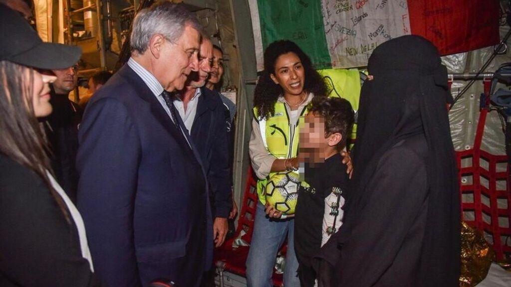 Tajani est favorable au document sur la Palestine, mais pour l’instant les couloirs humanitaires sont plus utiles