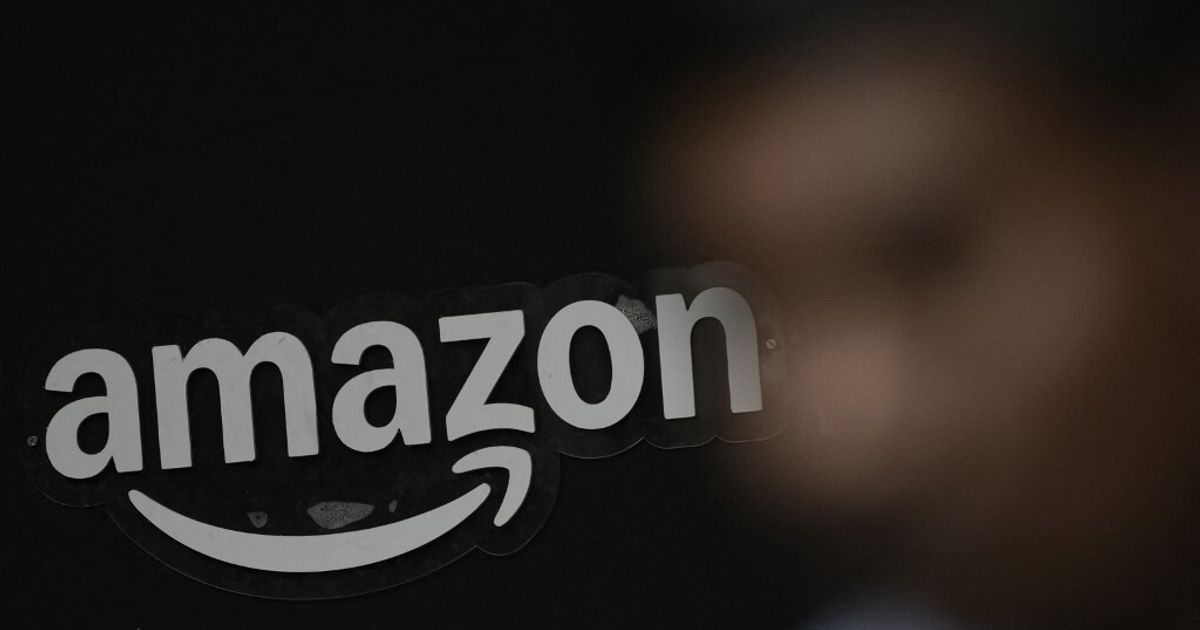 Amazon a processo: il colosso dell’e commerce accusato di iscrizioni ingannevoli a Prime