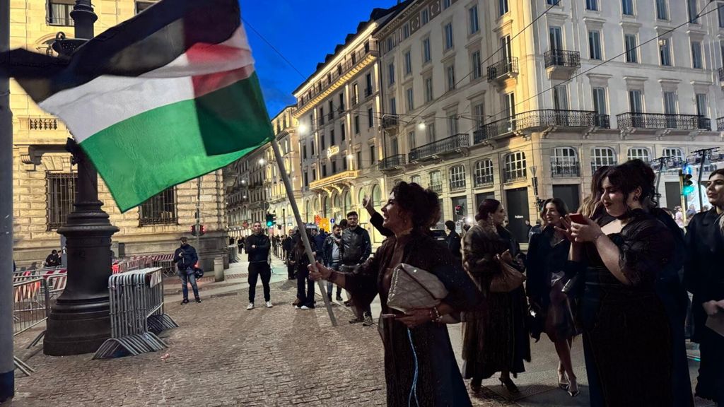 Pro Pal in Piazza della Scala