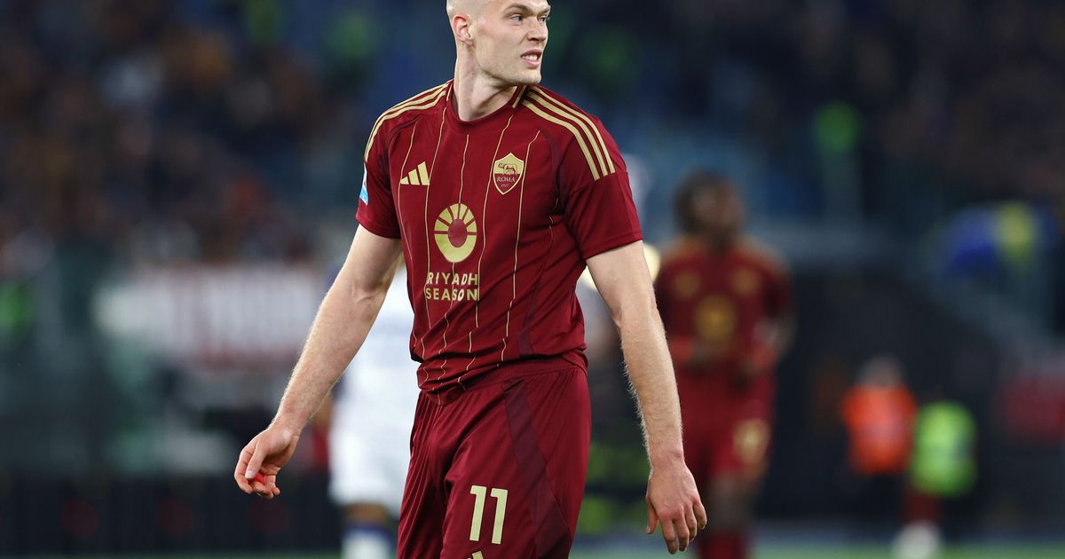La Roma supera 2 0 il Verona ed è seconda