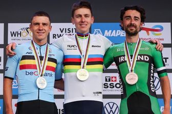 Tadej Pogacar è campione del mondo per la seconda volta di fila