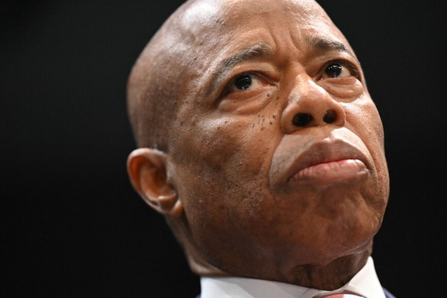 Secondo mandato addio, il sindaco di New York si ritira dalla campagna elettorale