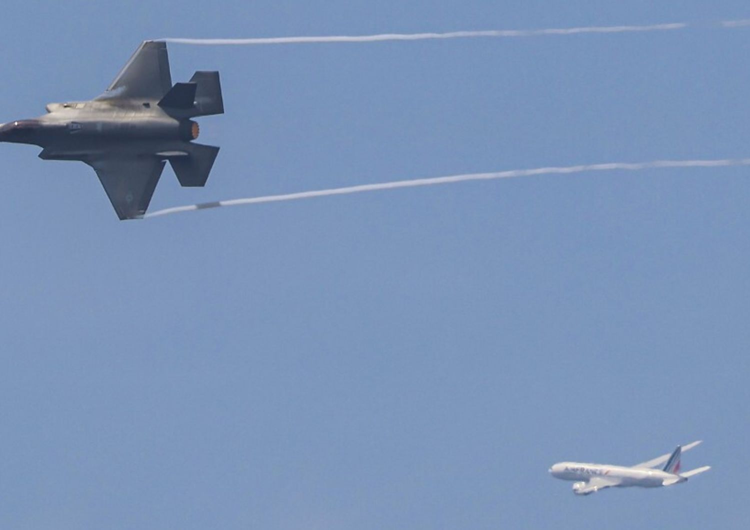 Jet russi nello spazio aereo estone: Italia in prima linea nella difesa