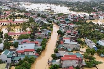 I danni del tifone Bualoi