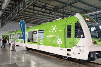 Ferrovie Appulo Lucane presenta primo treno a batteria d'Italia