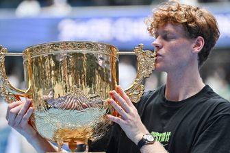 Jannik Sinner torna a sorridere. E' suo il 'China Open'
