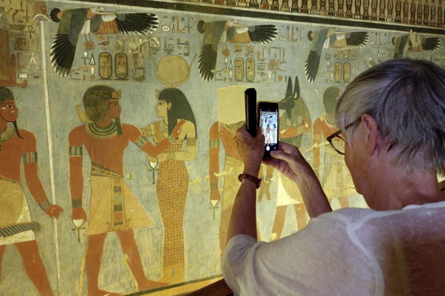 Nella Valle dei Re in Egitto riapre la tomba di Amenofi III. Ma il faraone non c'è più