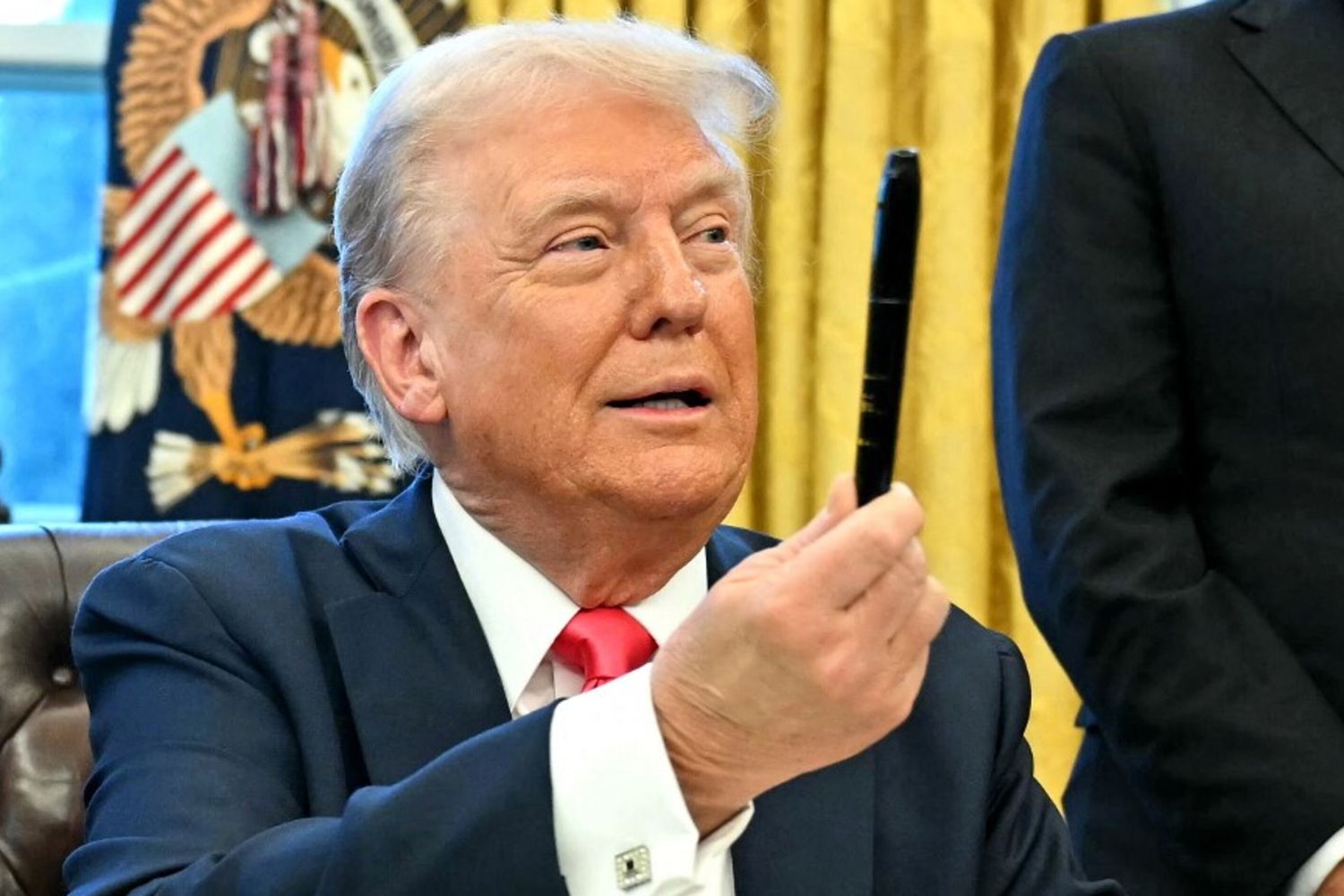 Asia addio. Adesso la penna di Trump 'parla' solo americano