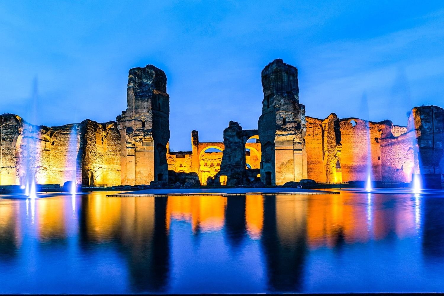 Terme di Caracalla di notte
