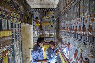 È sparita una lastra antica dalla necropoli di Saqqara