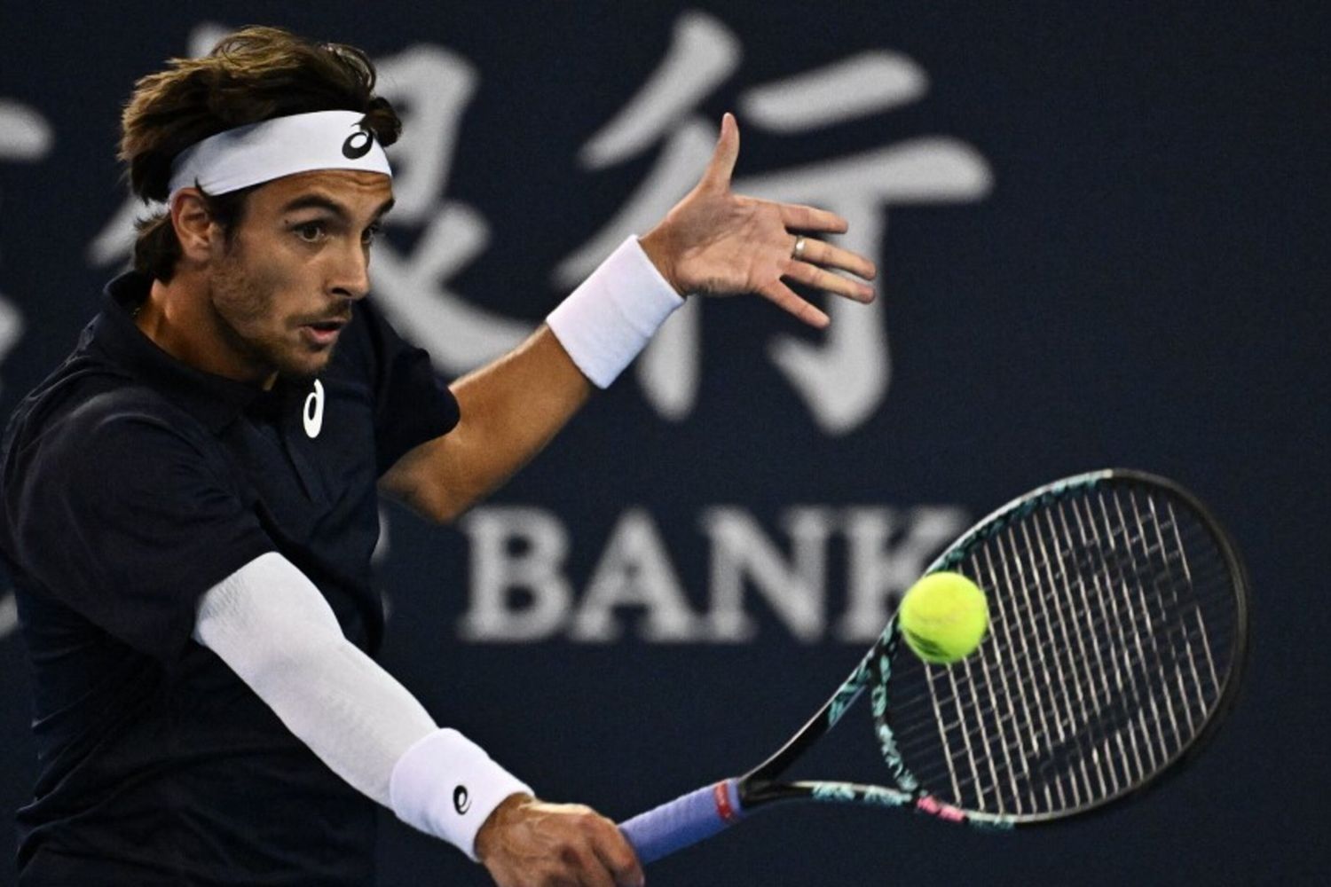 Musetti, obiettivo Torino. A Shanghai batte Darderi e approda agli ottavi