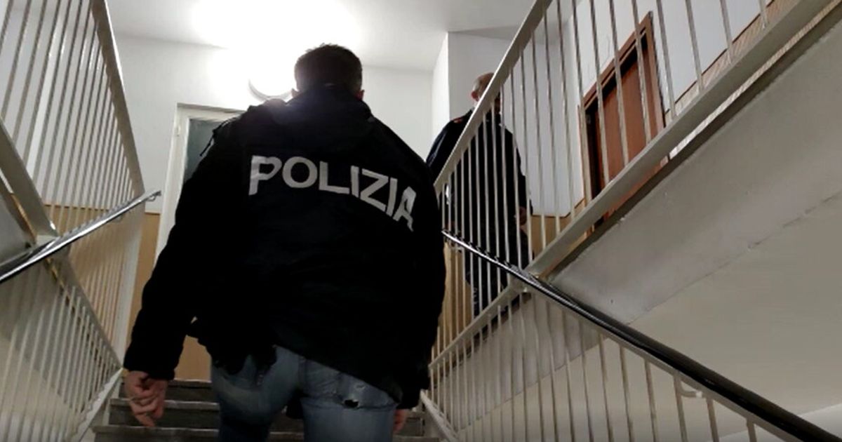 un 15enne tunisino radicalizzato attraverso il web minacciava azioni violente contro i m