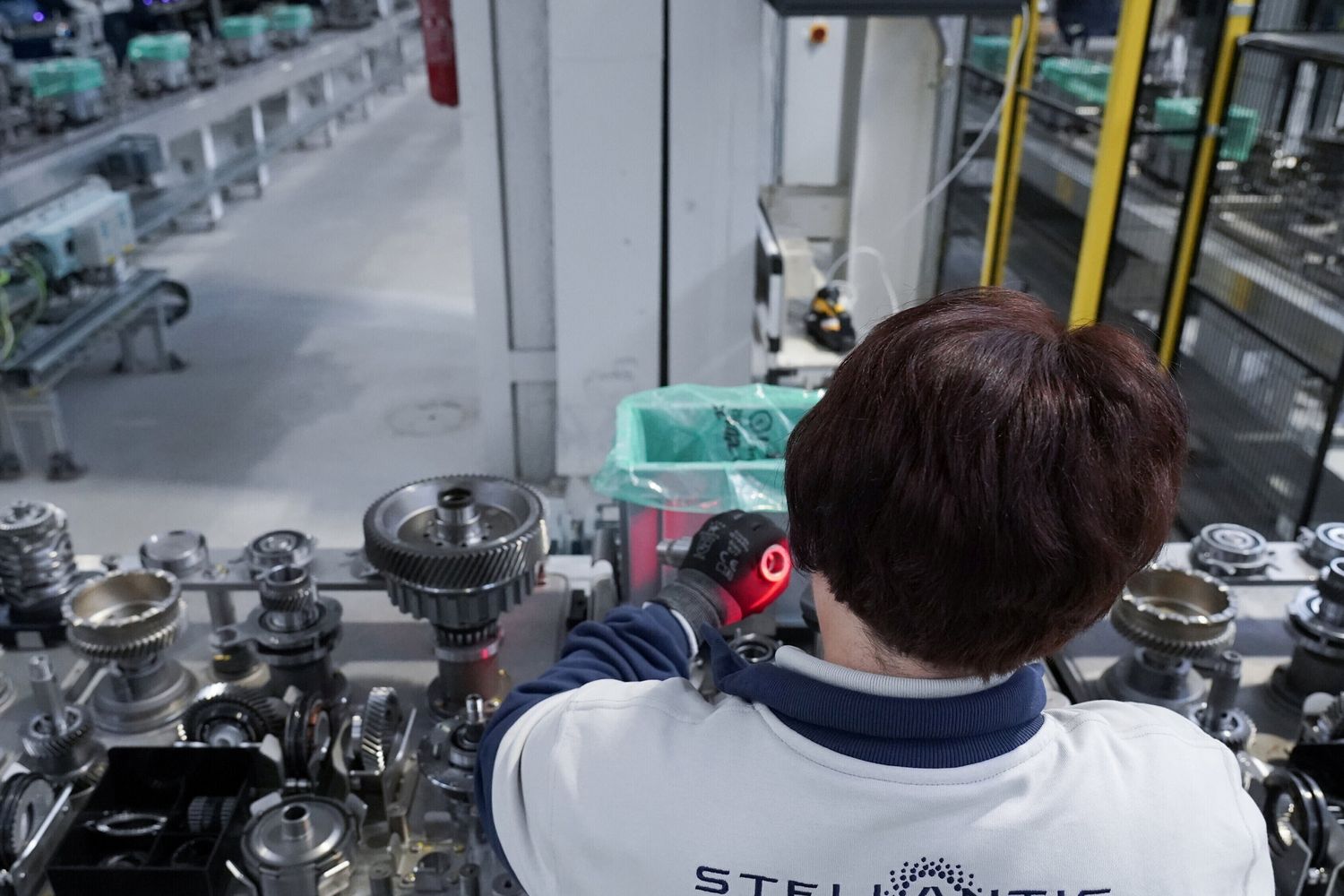 Stellantis, crollo della produzione in Italia. Fim: "Risultato peggiore delle previsioni"