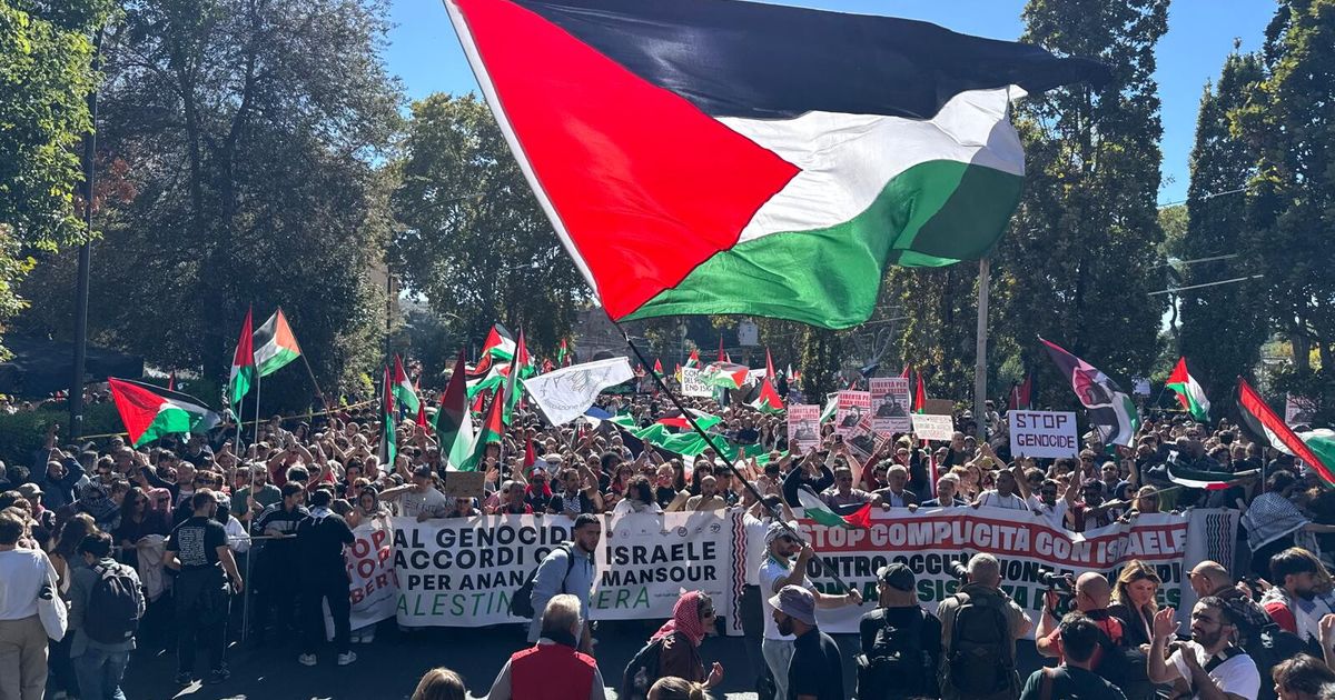 I Pro Pal ancora in corteo a Roma. Piantedosi: "Al vaglio nuove misure per la sicurezza"