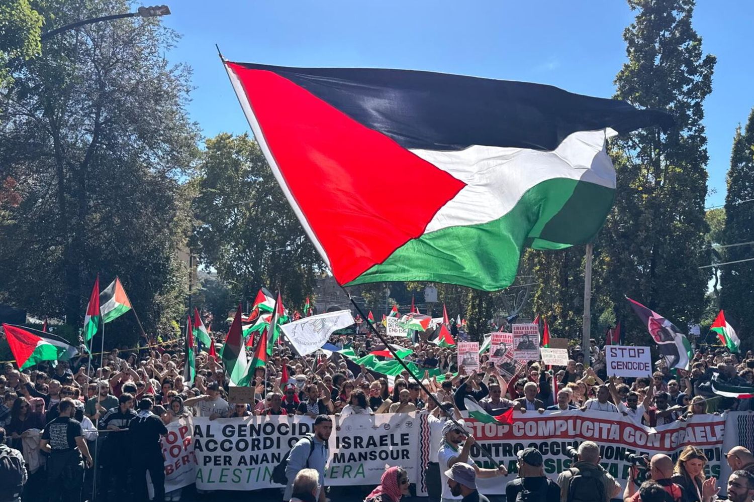 Il corteo nazionale Pro pal del 4 ottobre a Roma