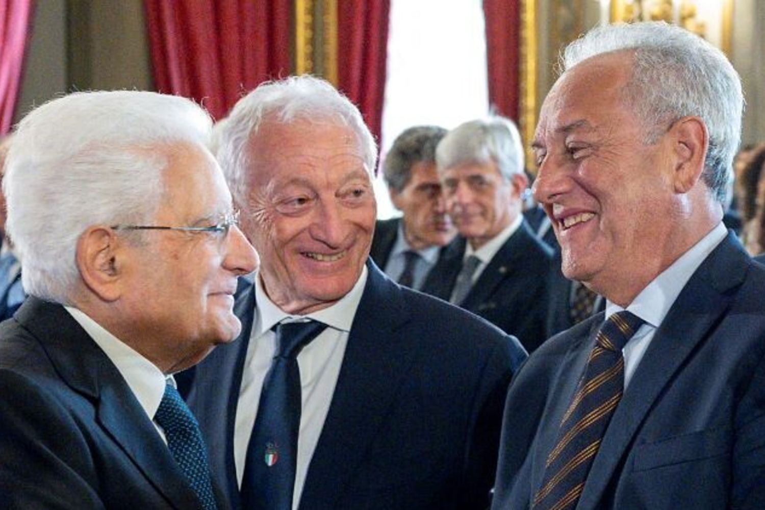 Il Capo dello Stato Sergio Mattarella e Julio Velasco