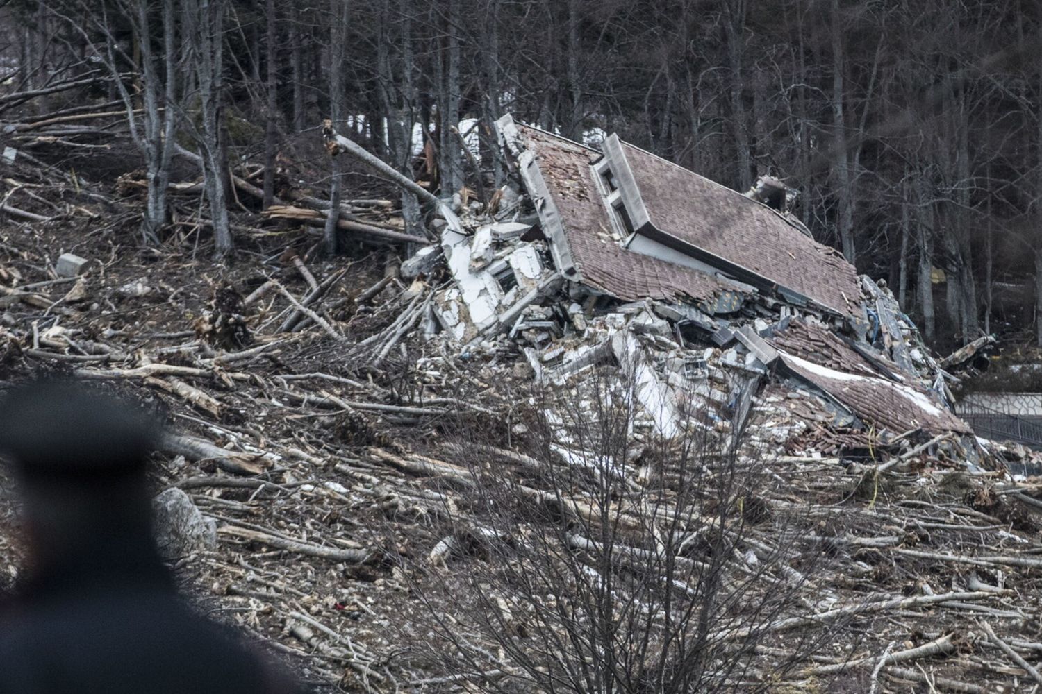 &nbsp;Le macerie dell'hotel Rigopiano